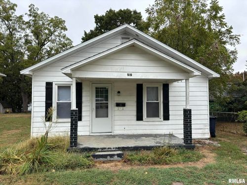 515 N Marion Ave, Salem, IL, 62881-2818 | Card Image