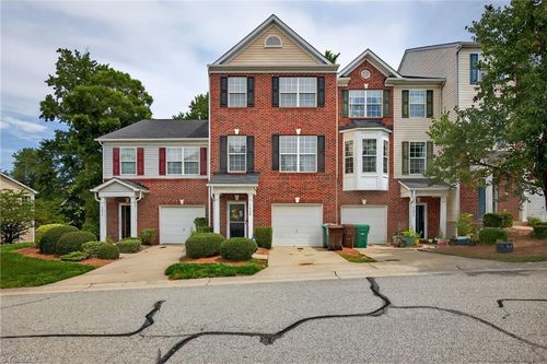 3828 Tarrant Trace Cir, High Point, NC, 27265-3613 | Card Image