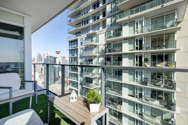 3304 - 1188 3 St Se, Condo with 2 bedrooms, 2 bathrooms and 2 parking in Calgary AB | Image 24