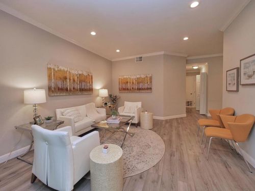 306 Shadow Run Dr, San Jose, CA, 95110 | Card Image