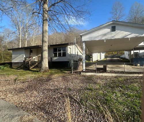 2999 Johnson Chapel Rd, Sparta, TN, 38583-4351 | Card Image