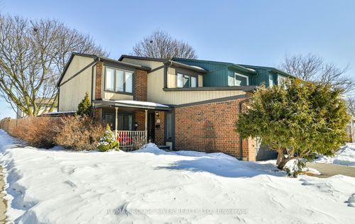1201 Charlotte Cir, Pickering, ON, L1V3P9 | Card Image