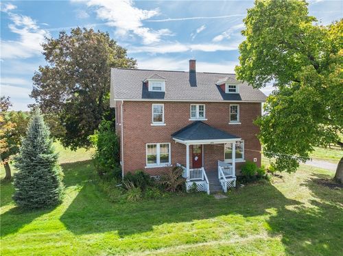 4076 S Avon Rd, Avon, NY, 14414-9742 | Card Image