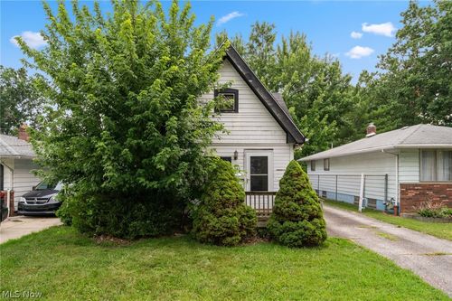 250 Plymouth Rd, Eastlake, OH, 44095-1064 | Card Image