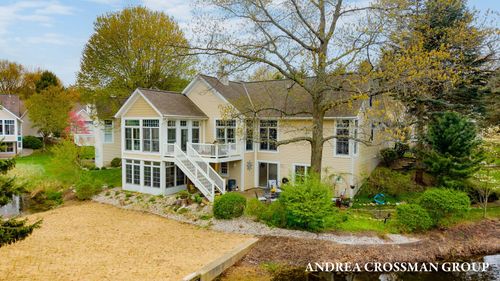 1013 Pebble Stone Ct, Holland, MI, 49424-6639 | Card Image