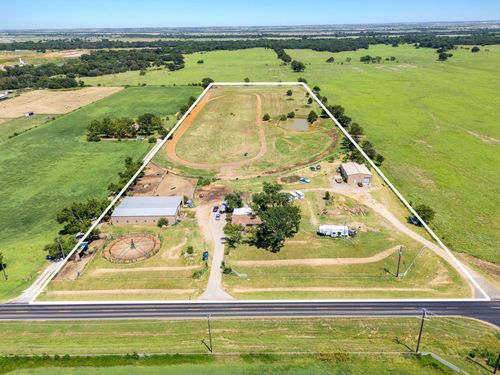 8442 Fm 2931, Pilot Point, TX, 76258-7725 | Card Image