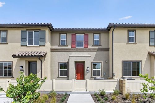 33185 Opal Glass Dr, Winchester, CA, 92596-1785 | Card Image