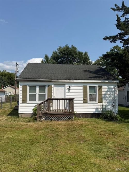 306 Stephenson Avenue, South Roxana, IL, 62087 | Card Image