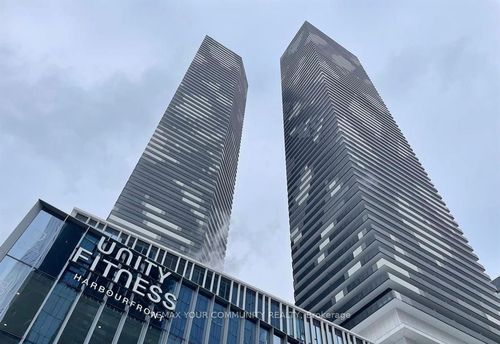 1715-138 Downes St, Toronto, ON, M5E0E4 | Card Image