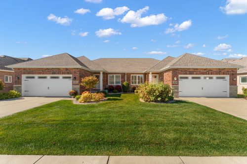 10700 Arbor Ln, Saint John, IN, 46373 | Card Image