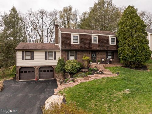 211 Old Ashley Dr, ELKTON, MD, 21921-2035 | Card Image