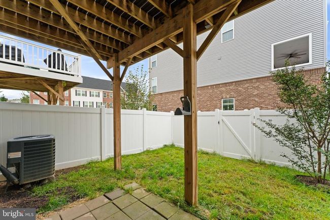 7769 Blackburn Ridge Dr, Townhouse with 4 bedrooms, 4 bathrooms and null parking in MANASSAS VA | Image 79
