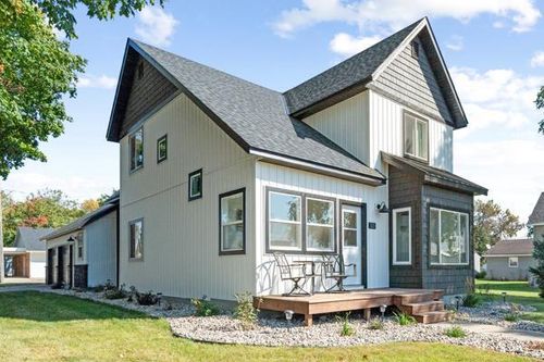 311 W Baker St, Arlington, MN, 55307-4577 | Card Image