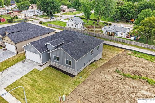 7611 S 33rd Ave, Bellevue, NE, 68147-1309 | Card Image