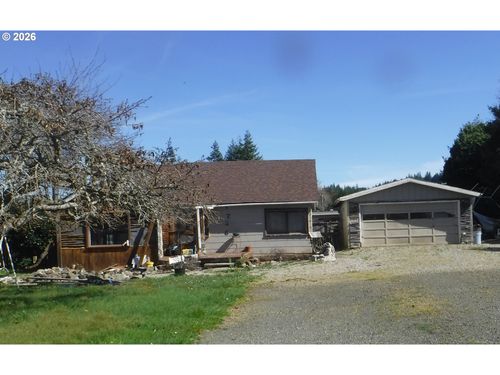 1736 N Elm St, Coquille, OR, 97423-1023 | Card Image