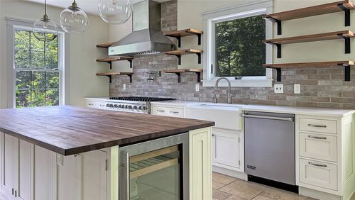 33 Victoria Dr, Cold Spring, NY, 10516-4002 | Card Image