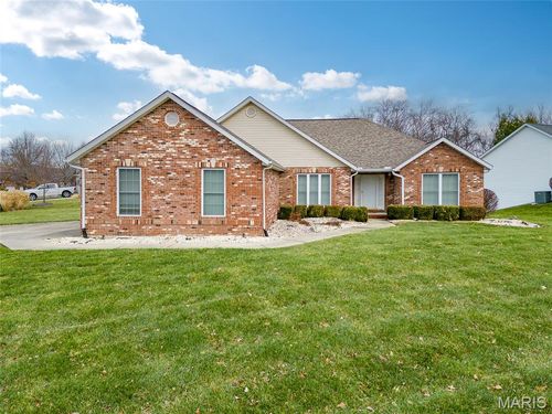 127 Stonebridge Manor Dr, Maryville, IL, 62062-6471 | Card Image