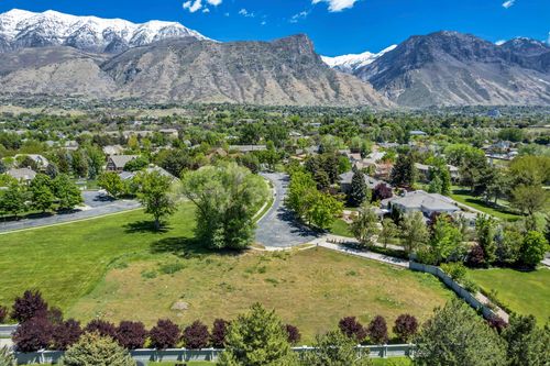 7-211 W 3200 N, Provo, UT, 84604-4491 | Card Image