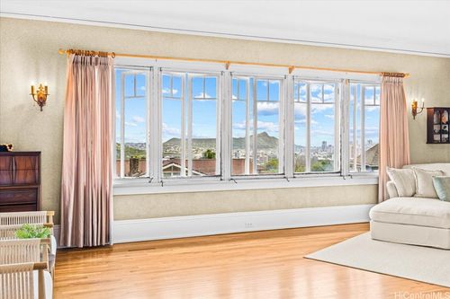 2618 Ferdinand Ave, Honolulu, HI, 96822-1712 | Card Image