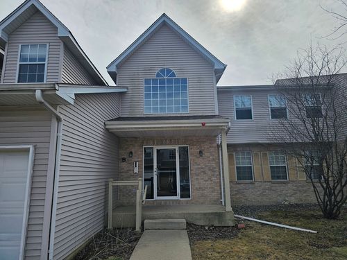 unit-2a-301 Village Creek Dr, Lake In The Hills, IL, 60156-4800 | Card Image