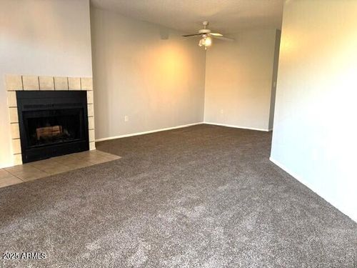 215-11640 N 51st Ave, Glendale, AZ, 85304-2815 | Card Image