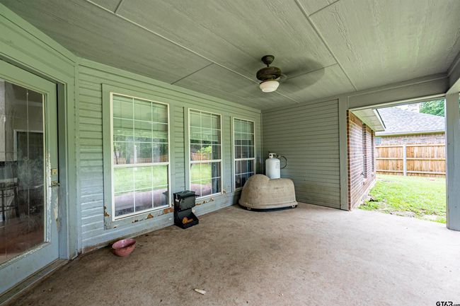 21327 Altuda Ln, House other with 3 bedrooms, 2 bathrooms and null parking in Flint TX | Image 4