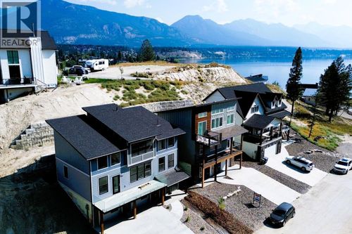 746 Taynton Dr, Invermere, BC, V0A1K4 | Card Image