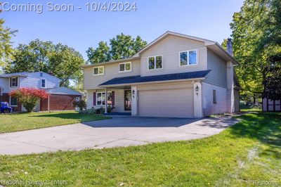 8469 Concord Road, Home with 4 bedrooms, 2 bathrooms and null parking in Grosse Ile Twp MI | Image 2