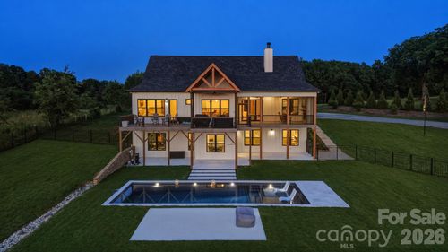 2322 Moss Farm Rd, Hickory, NC, 28602-8314 | Card Image
