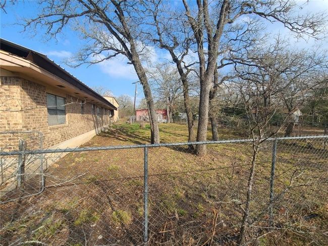View of yard | Image 17