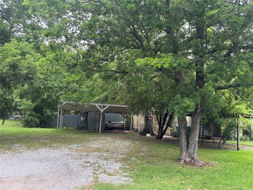 817 E Scott St, Sherman, TX, 75090-3841 | Card Image