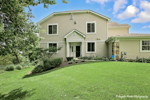 4342 Shooting Star Dr, Island Lake, IL, 60042-8220 | Card Image