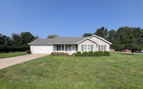 12313 Bahama Dr, Marion, IL, 62959-8679 | Card Image