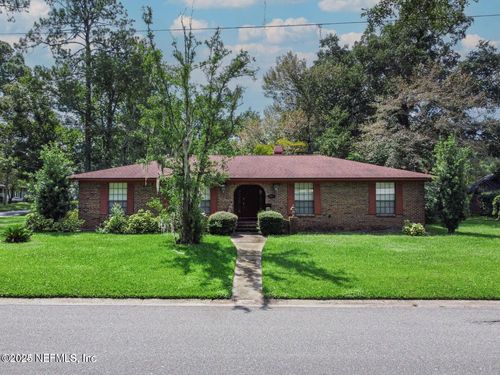 6982 Madrid Ave, Jacksonville, FL, 32217-2681 | Card Image