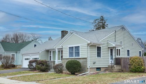 523 W Jackson Ave, Bridgeport, CT, 06604-1609 | Card Image