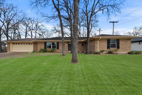 912 Northwood Blvd, Corsicana, TX, 75110-1630 | Card Image