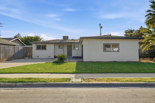 887 N Manor Street, Tulare, CA, 93274 | Card Image