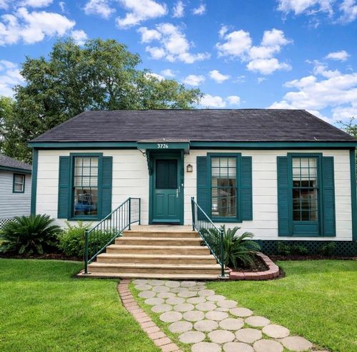 3326 Triplett St, Bacliff, TX, 77518-1248 | Card Image