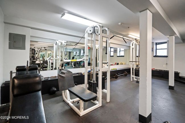 501 - 1115 Willow Ave, Condo with 3 bedrooms, 3 bathrooms and null parking in Hoboken NJ | Image 38