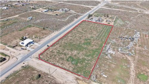 11149 Wilson Ranch Rd, Phelan, CA, 92371 | Card Image