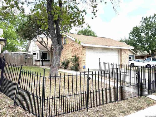 5510 Indian Peak St, San Antonio, TX, 78247-1508 | Card Image