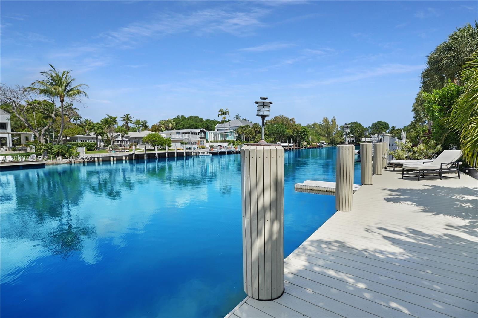 113 S Gordon Rd, Sold in Fort Lauderdale - eXp Realty