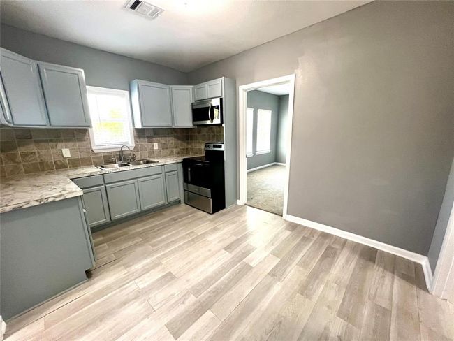 601 Armstrong, House other with 4 bedrooms, 2 bathrooms and null parking in Snook TX | Image 7