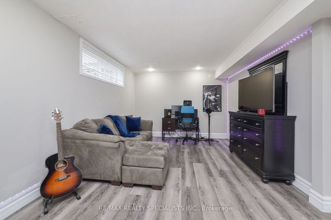 36 Cameron Crt, House other with 4 bedrooms, 3 bathrooms and 2 parking in Orangeville ON | Image 32
