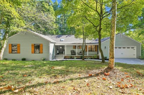 660 Boxwood Ln, Jefferson City, TN, 37760-5023 | Card Image
