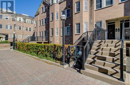 87-760 Lawrence Avenue W, Toronto (Yorkdale-Glen Park), ON, M6A3E7 | Card Image