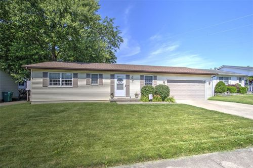 1157 Cornell Dr, Decatur, IL, 62522-9769 | Card Image