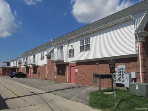 apt-202-1125 Eureka Rd, Wyandotte, MI, 48192-5747 | Card Image