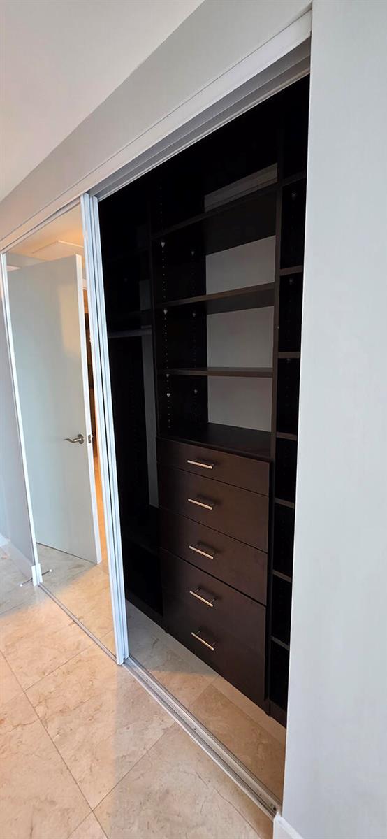 Residential Lease in Aventura 3