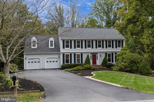 7706 Woodshade Ct, FAIRFAX STATION, VA, 22039-2979 | Card Image